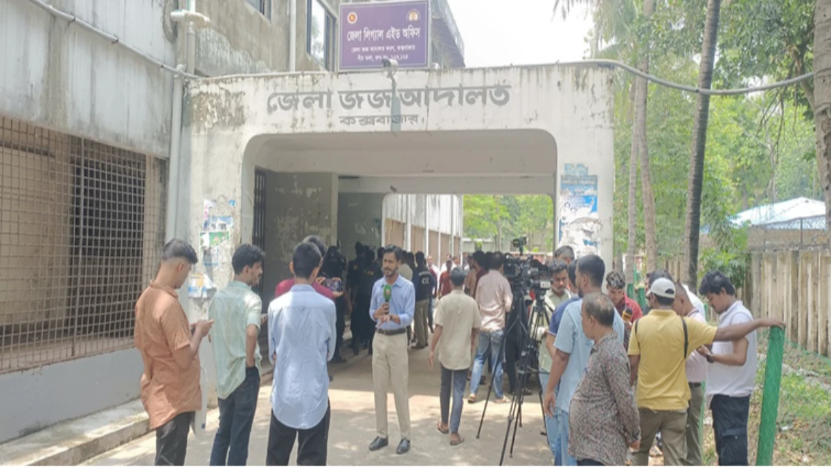 কক্সবাজার আদালতে বিএনপি নেতাকে লক্ষ্য করে গুলি, ভাই গুলিবিদ্ধ