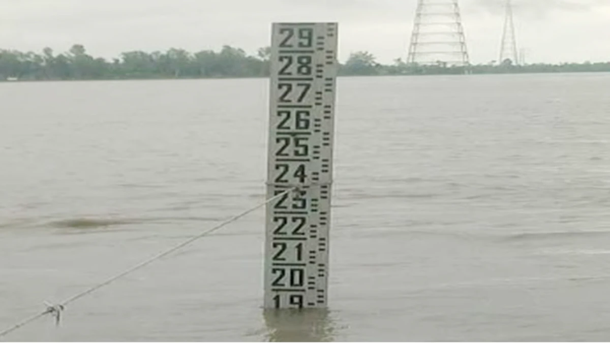 উজানের ঢলে তিস্তার পানি বিপৎসীমা ছুঁইছুঁই