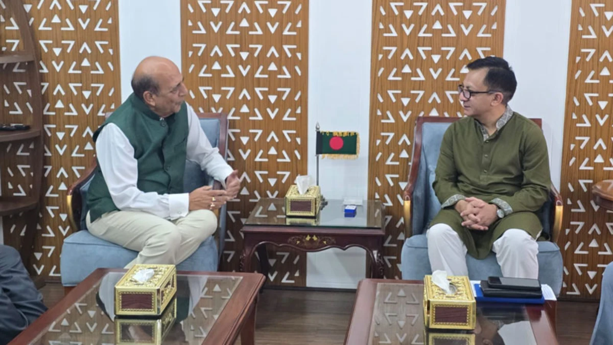 কেউ বড় নয়, সমতার ভিত্তিতে দুই দেশকে কাজ করতে হবে: ত্রিবেদী