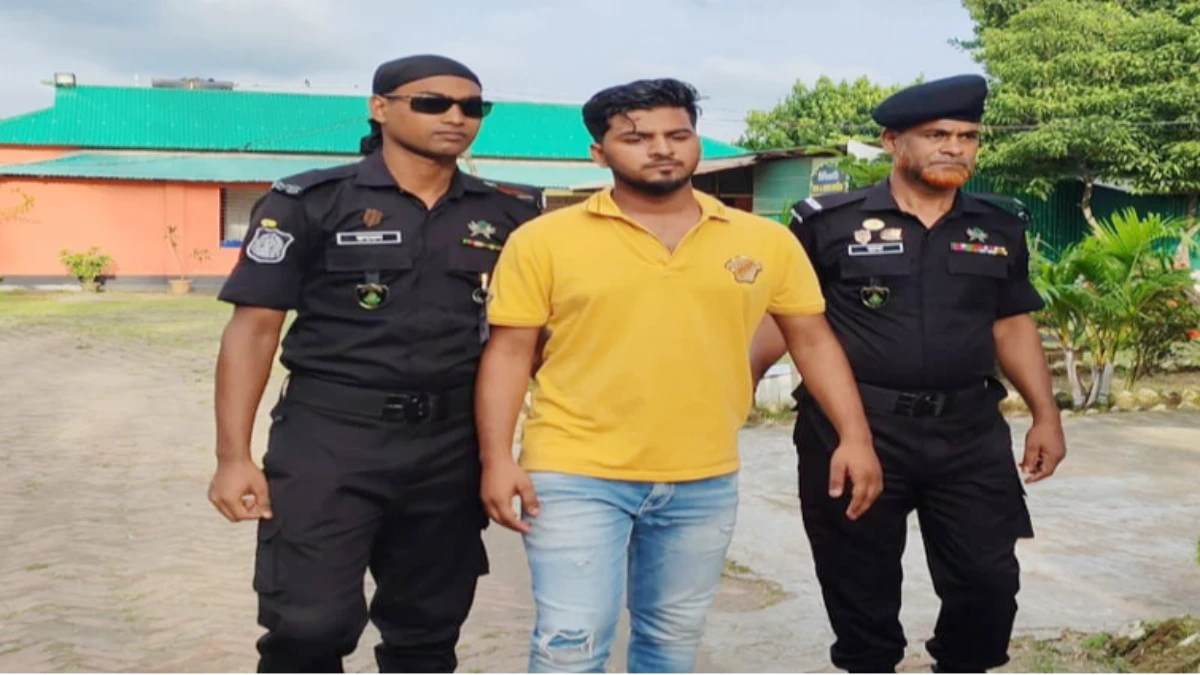 গাজীপুরে দুটি পিস্তল-গুলিসহ কিশোর গ্যাং লিডার জাহিদ গ্রেপ্তার