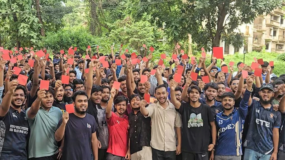 চুয়েটে নতুন উপাচার্যকে লাল কার্ড, আন্দোলনে অচল ক্যাম্পাস