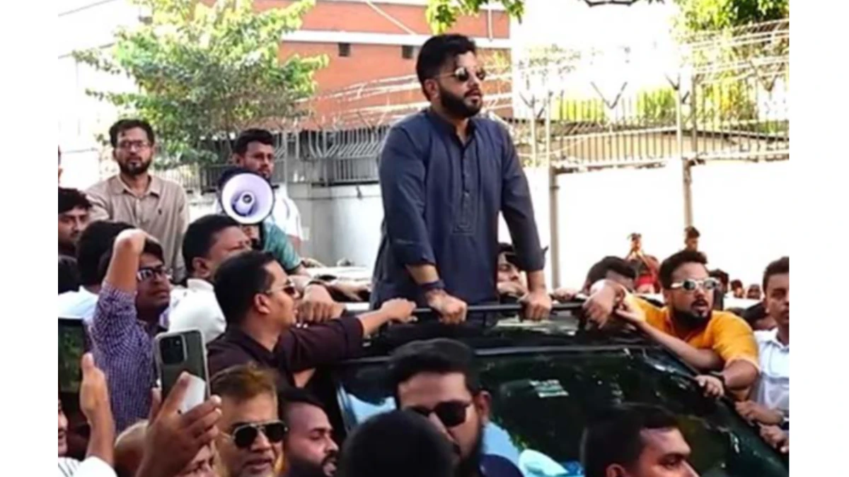 ইশরাক হোসেন স্বেচ্ছায় পদত্যাগ করেছেন নাকি প্রধানমন্ত্রীর নির্দেশে?