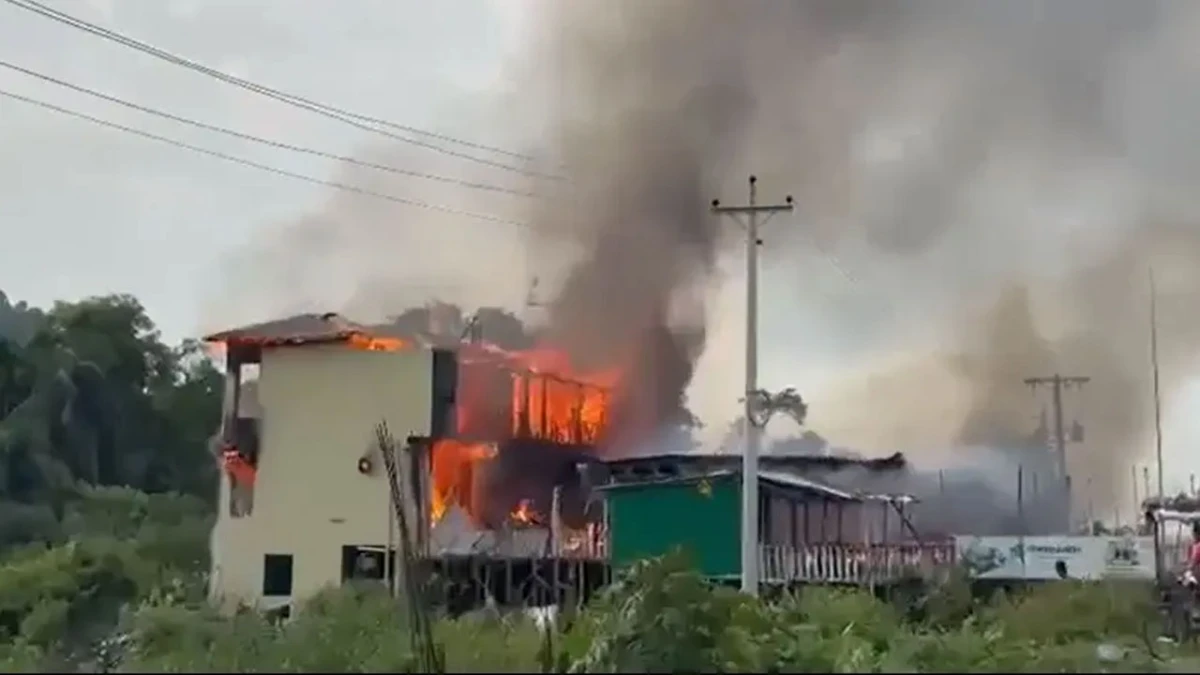 কক্সবাজারে রিসোর্টে আগুন, ৬ জনের মরদেহ উদ্ধার